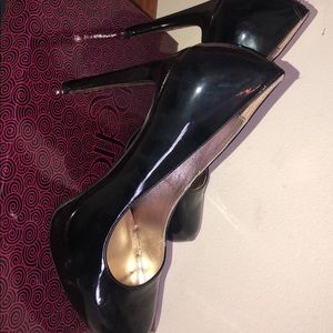 Steve Madden black heels size 8